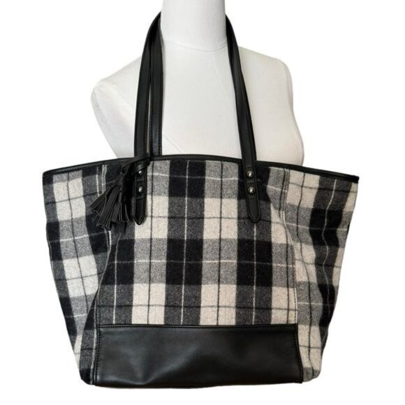 Danielle Nicole Hudson Tote Bag in Black and White Plaid EUC - Picture 4 of 15